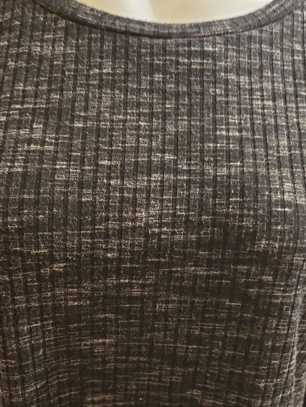 Juicy Couture Gray And Black Long Sleeved Knit Top Sz L 🎁 - Picture 2 of 8
